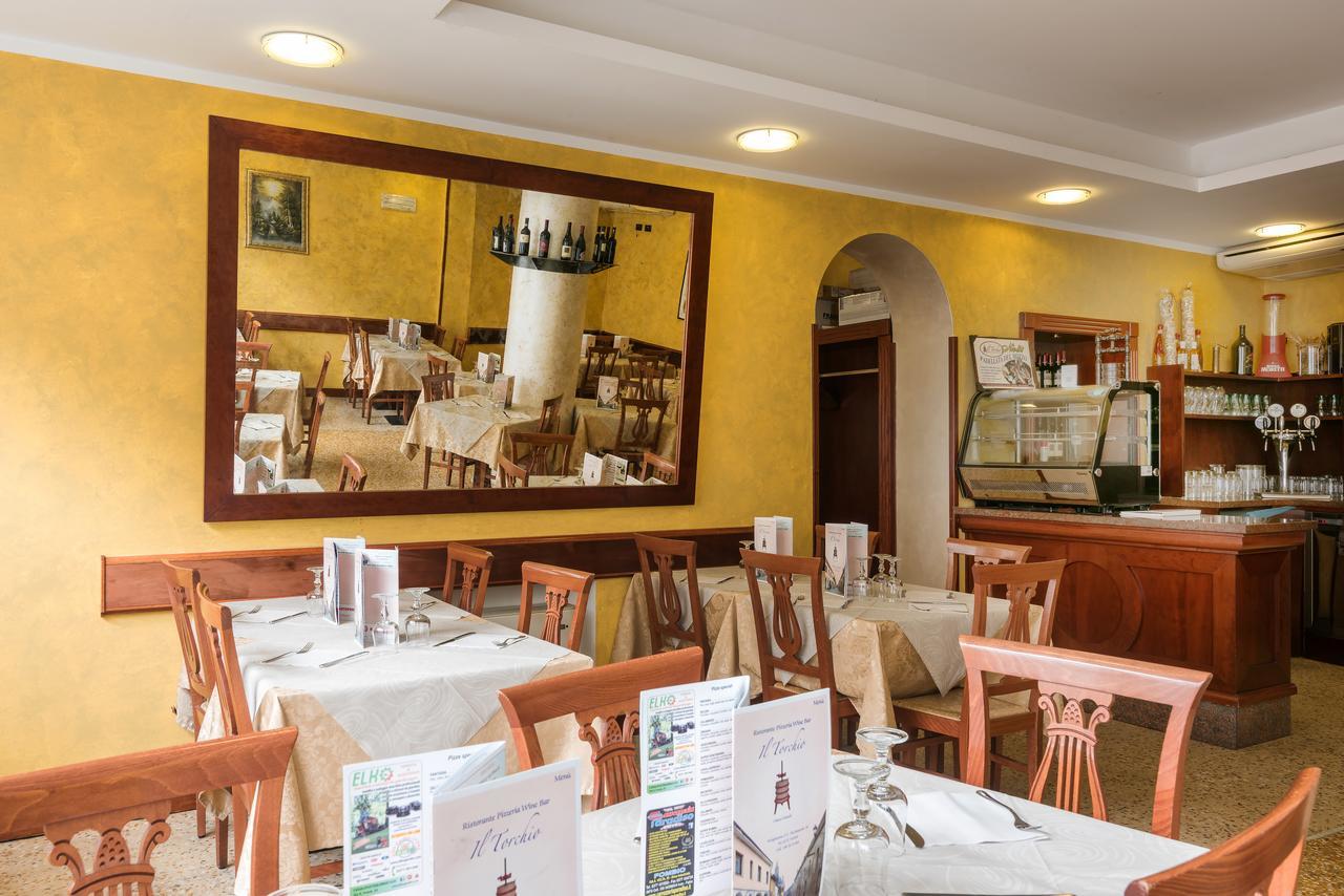 Il Torchio Di Alchieri Moreno E C Sas Pizzighettone エクステリア 写真
