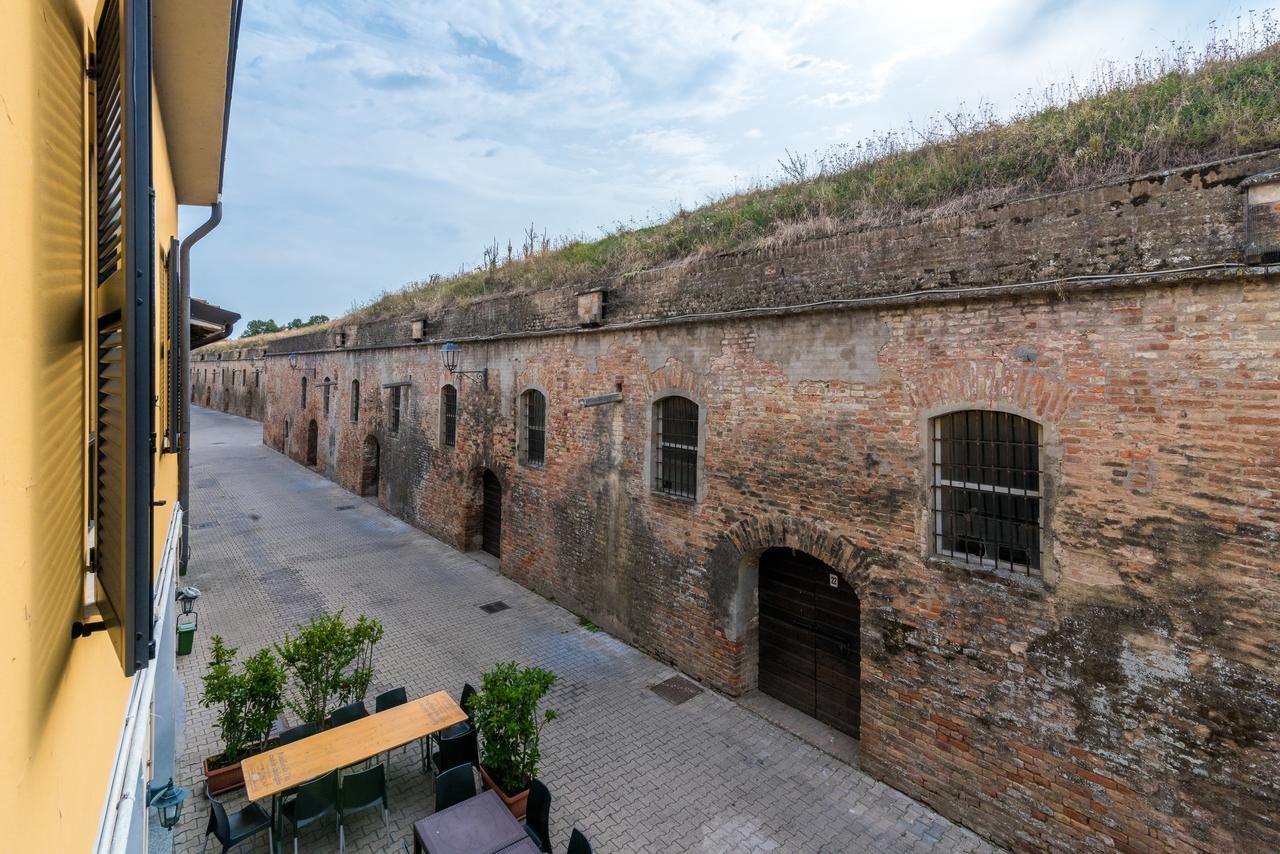 Il Torchio Di Alchieri Moreno E C Sas Pizzighettone エクステリア 写真